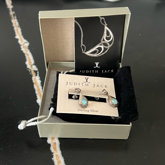 NWT Judith Jack Earrings Sterling Silver Swarovski Marcasite - Picture 2 of 4